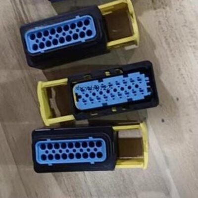 泰科进口连接器塑壳4-1563759-1