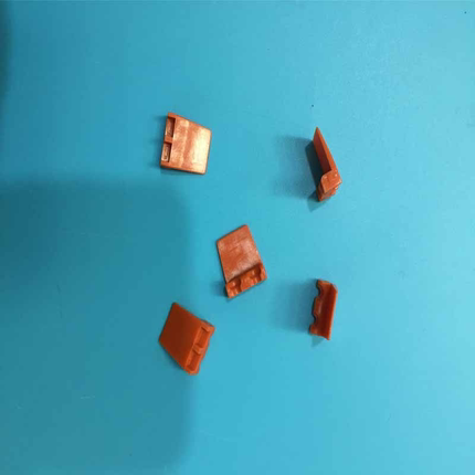 Amphenol全新连接器67013-007LF