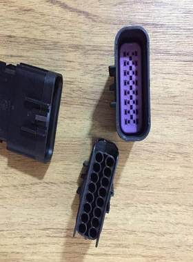 德尔福原厂连接器塑壳15326868