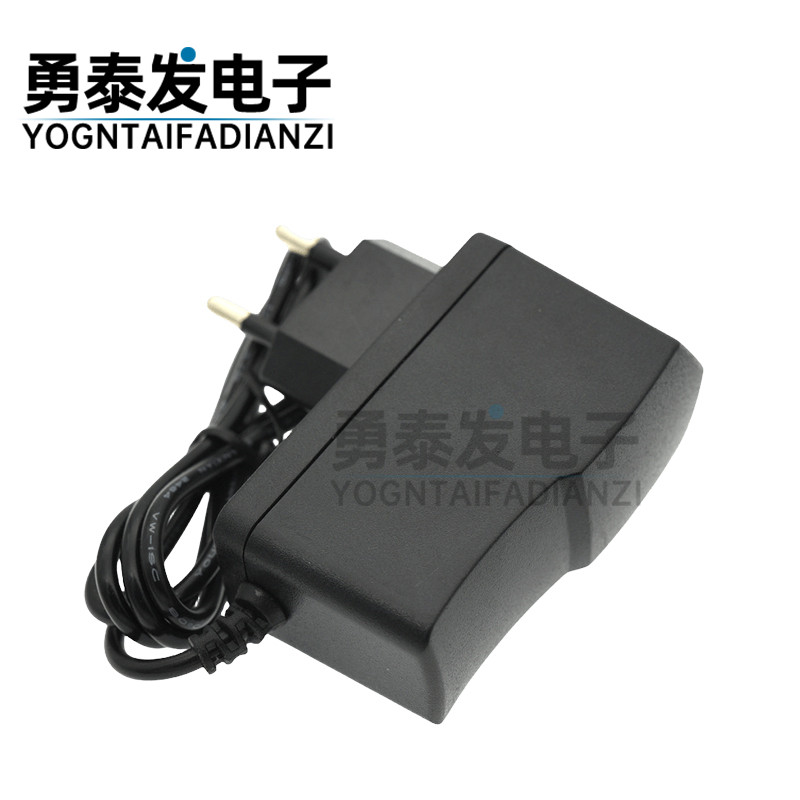 DC5V 6V 9V 12V 1A欧规电源适配器1000mA AC100V-240V