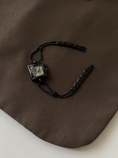 070 黑绿方块手链手表女轻奢众高级感精致小表盘简约气质设计链条