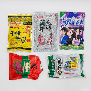 成都新东光干烧牛筋辣条第二代菊香牌口水鸡香铛铛儿时麻辣零食