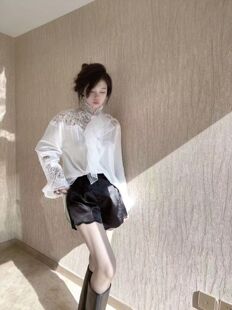 专柜正品2025秋冬新款时尚百搭显瘦气质高雅长袖蕾丝衬衫上衣女潮