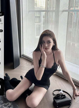 LUV2SHY 现货 完美勾勒 蕾丝拼接牛皮绒塑身连衣裙性感显瘦包臀裙