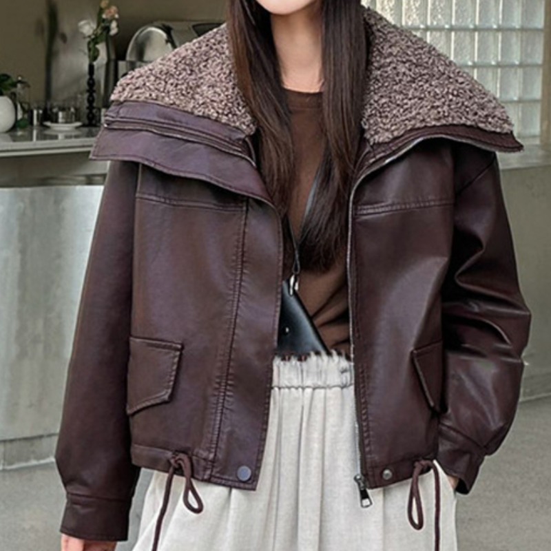 2025冬新款加绒PU皮衣外套女短款宽松显瘦羊羔毛领机车服夹克上衣