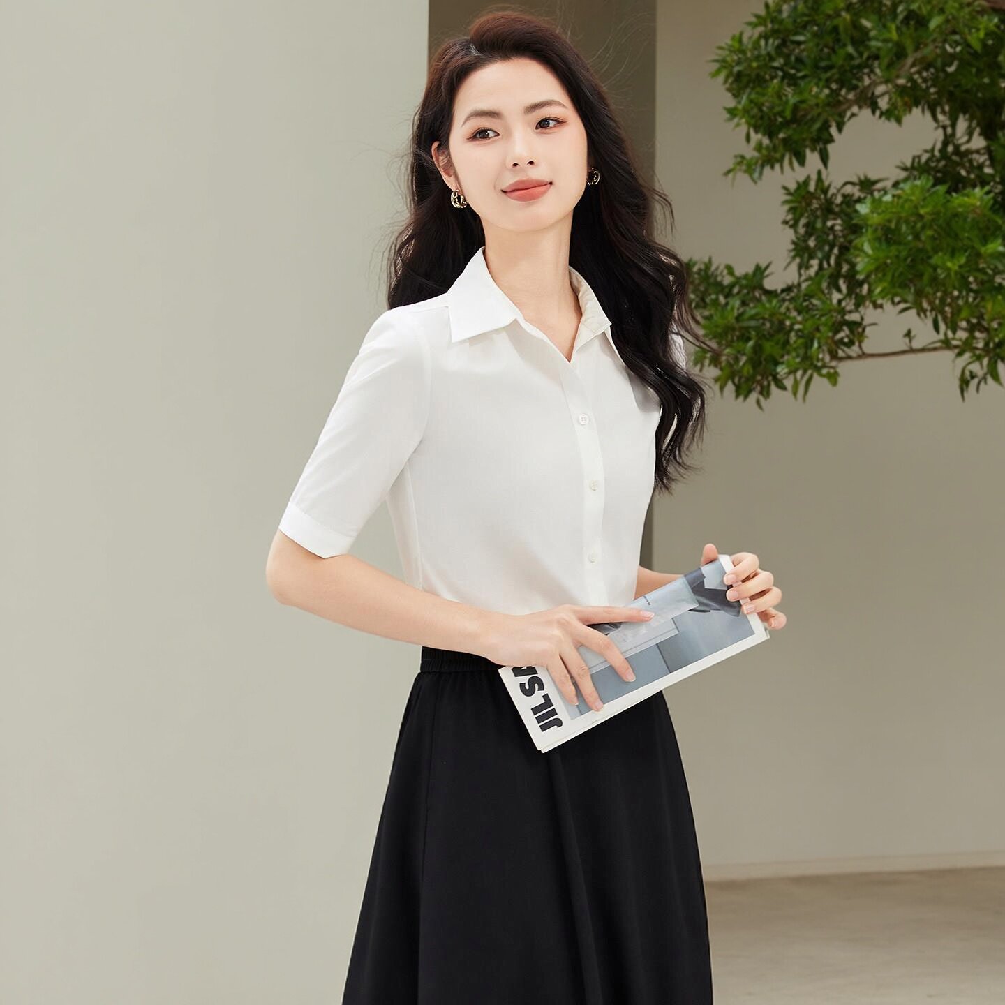 通勤风白色短袖衬衫女春夏季职业气质翻领工作服休闲修身舒适衬衣