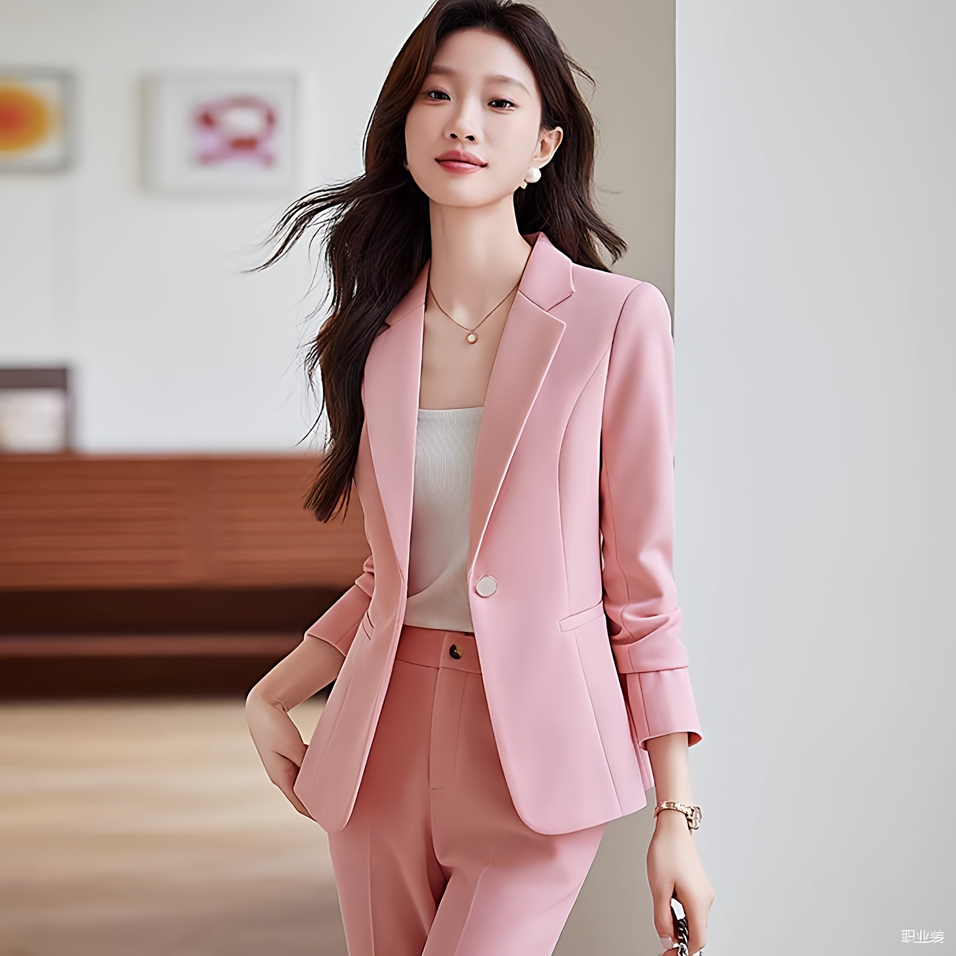 粉色西装套装女春秋高端前台韩式气质女神休闲修身收腰小西服外套