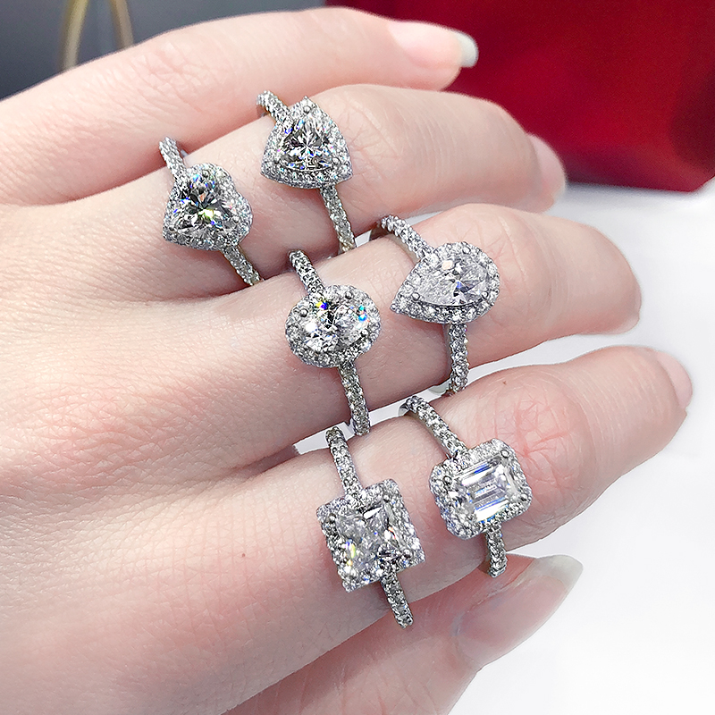 异形莫桑石钻戒1克拉女