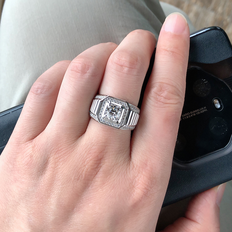 莫桑石纯银时尚风男士戒指送男友