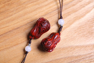 紫檀木天然白菜手把件红木老料木雕百财文玩手机链汽车挂件饰品