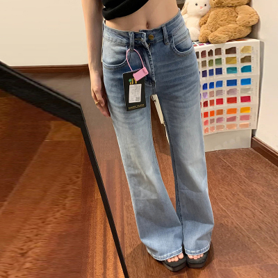 浅蓝色微喇牛仔裤女2025秋季新款低腰显瘦小个子不贴腿宽松喇叭裤