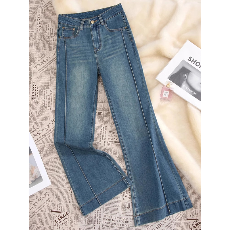 蓝色微喇牛仔裤女2025年秋
