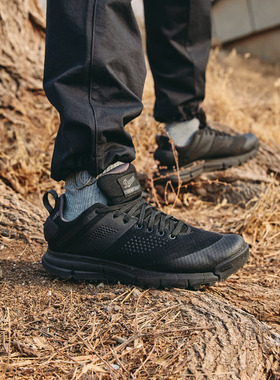 Danner丹纳 休闲户外透气版黑武士2650防滑V底低帮男款徒步登山鞋