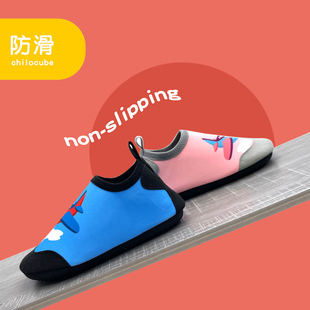 跑步专用儿童室内运动健身鞋静音轻便防滑软底在家跳绳小孩跑跳鞋