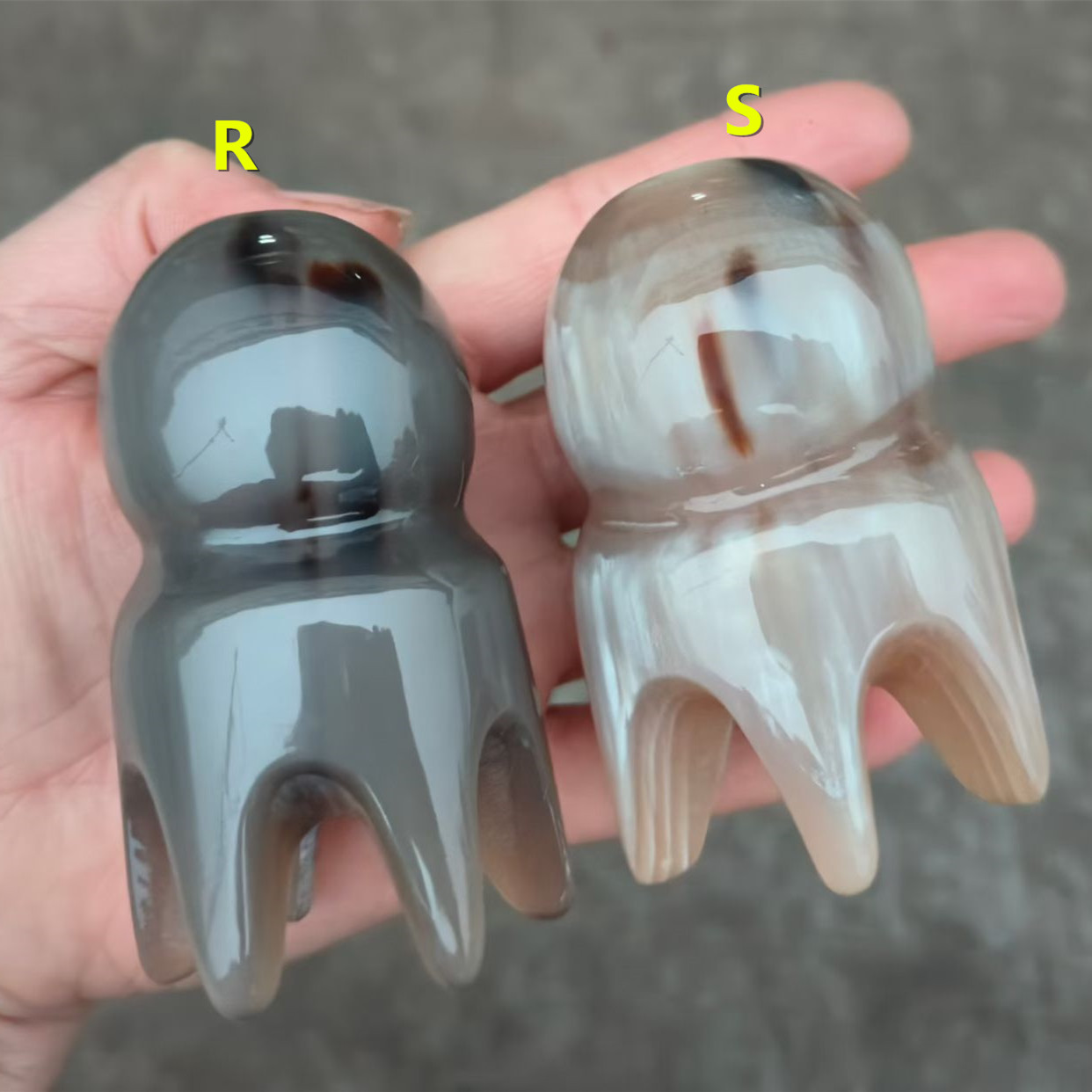 保真牛角宝塔形章鱼头按摩梳子