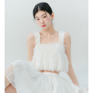 水晶毛绒短款 光羽 吊带上衣 bridal blushwhite