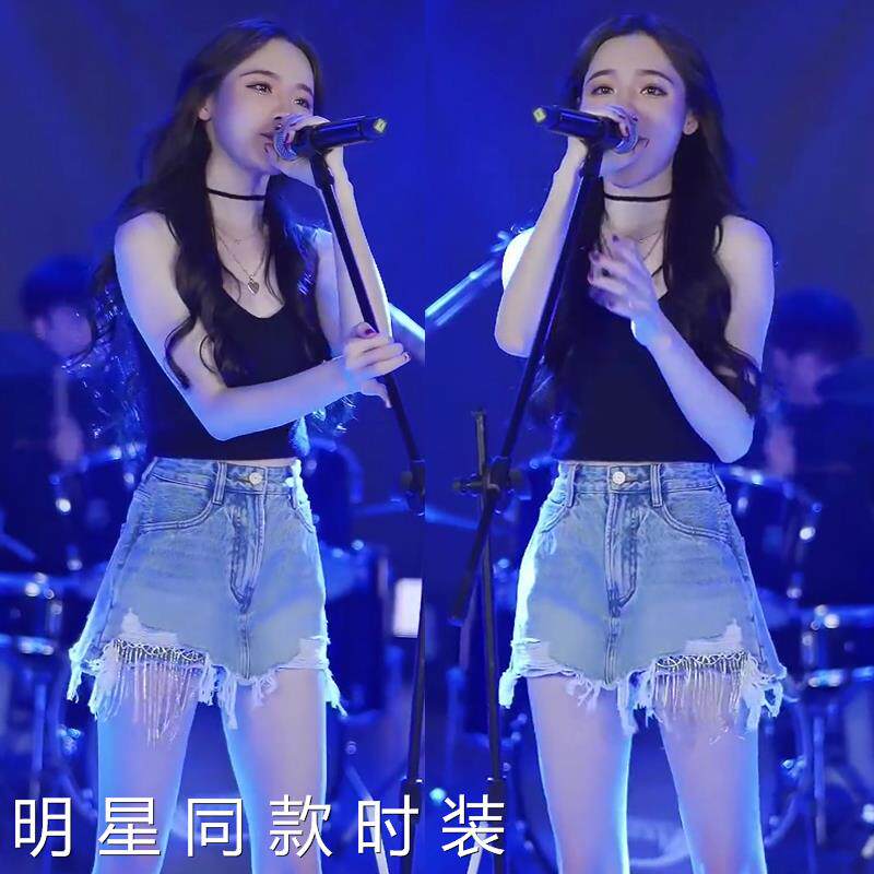 香港2023夏季新款抖音歌手网红戴羽彤字牛仔半身裙显瘦包臀裤裙女