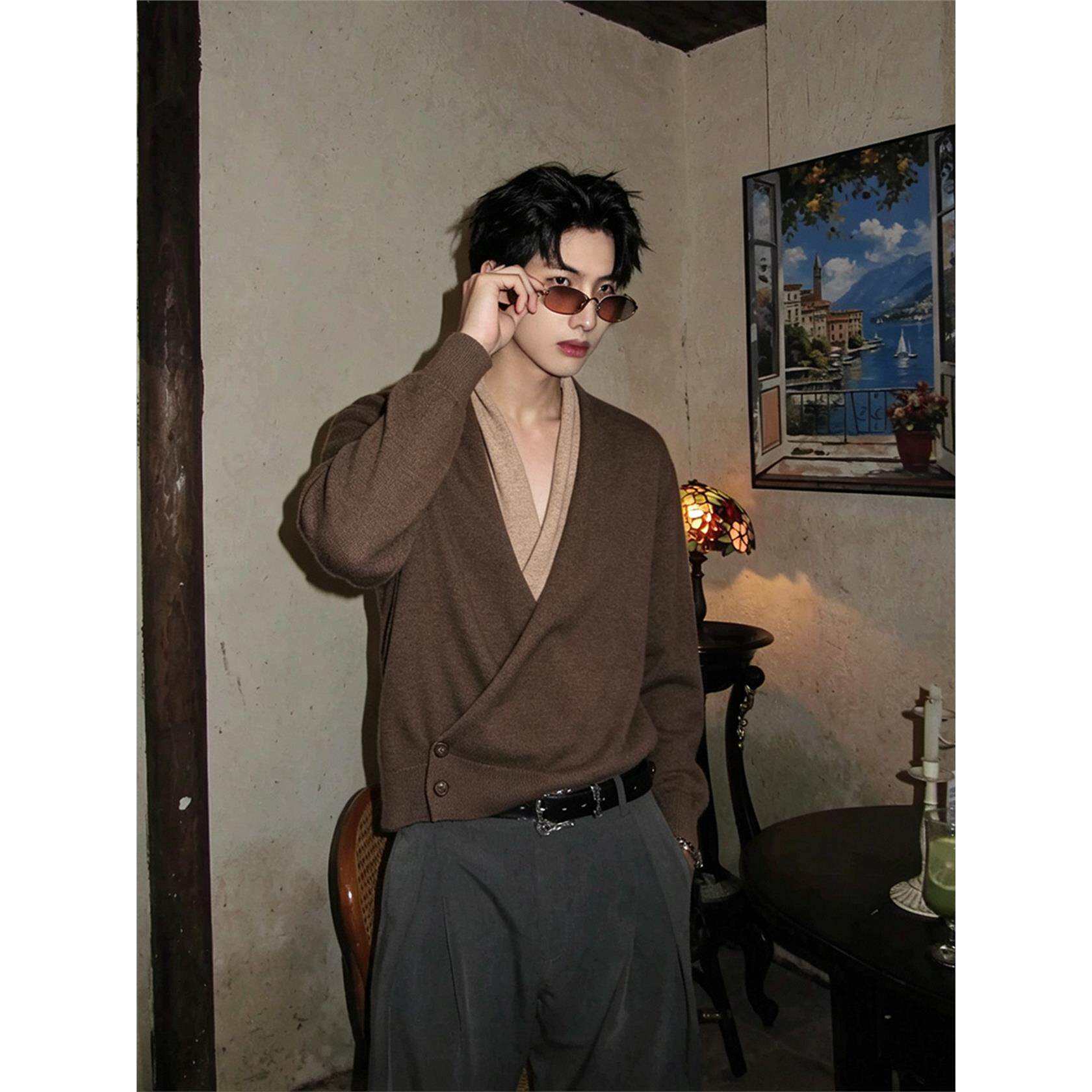 新款假两件V领针织开衫外套男款秋春老钱风穿搭慵懒松弛知识分潮