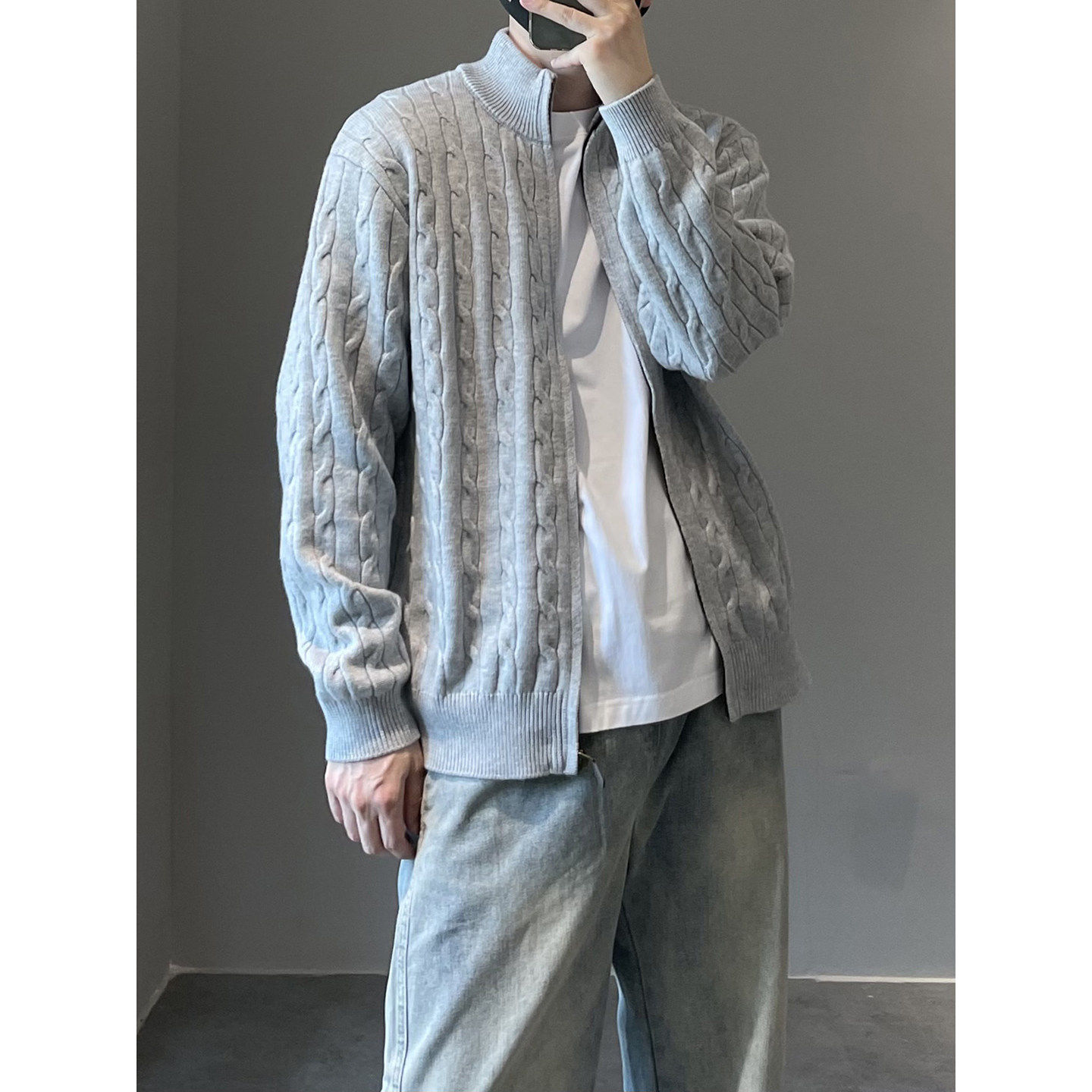 新款浅灰色螺纹绞花针织开衫外套男士秋季高级感老钱风穿搭半高潮