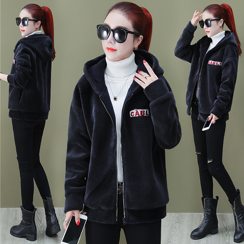 Imitation cashmere thickened coat women's winter Korean style junior warm coat hairy Hooded Coat