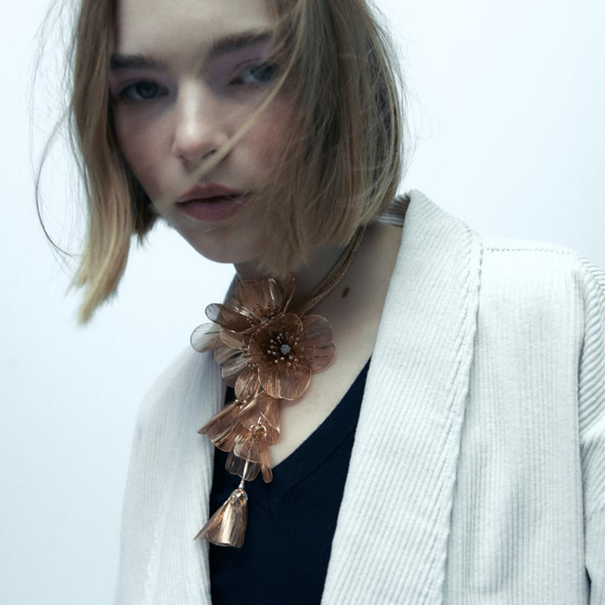 fashion exaggerated metal necklace baroque women女花朵项链