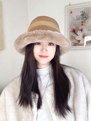 毛绒绒渔夫帽女冬加厚保暖防寒防风护耳帽显脸小麂皮蒙古帽拍照潮
