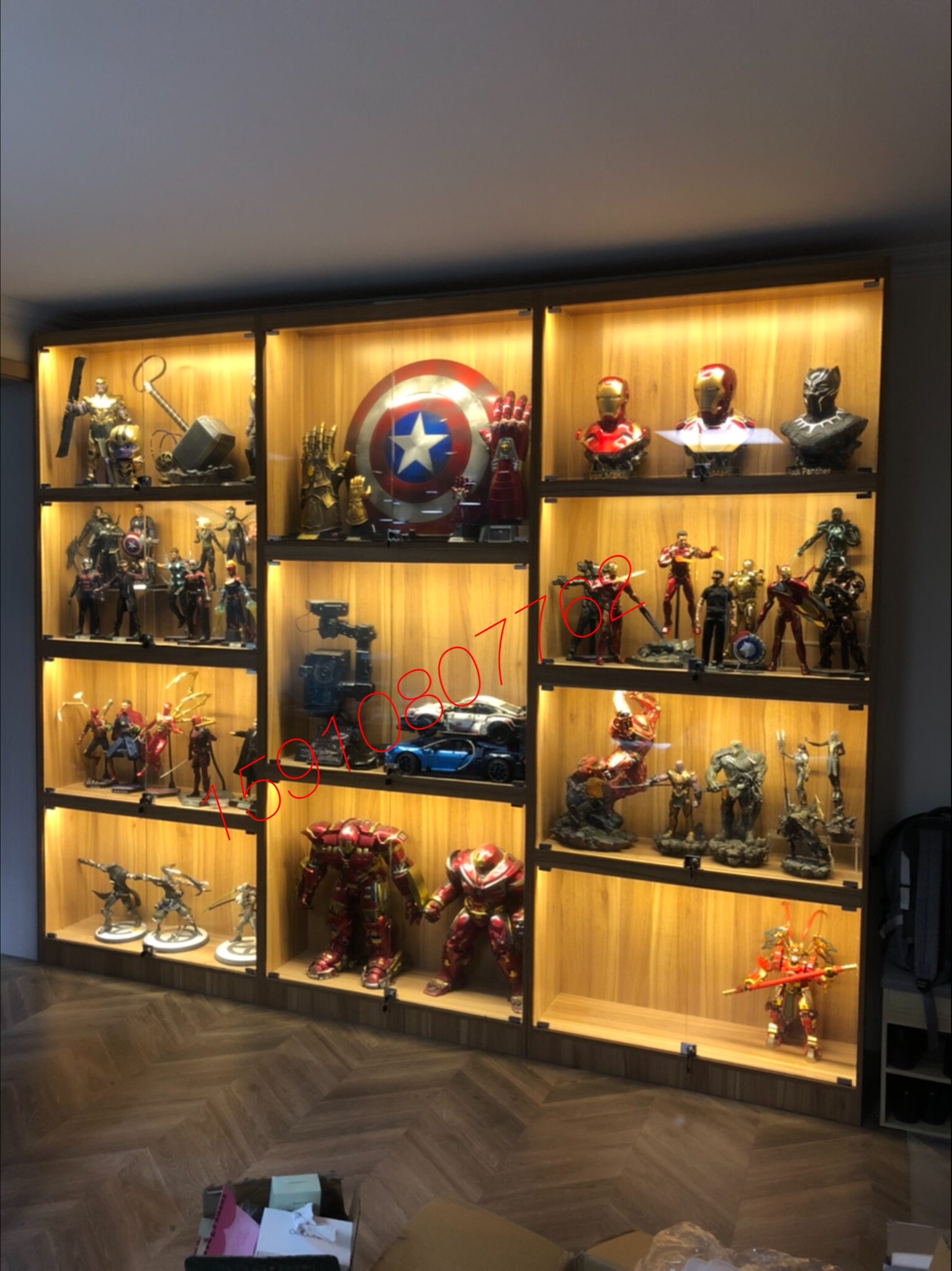 定做模型柜手办柜乐高展示柜火影龙珠系列展示柜钢铁侠变形金刚柜