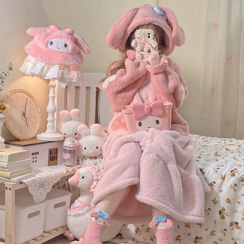 可外穿珊瑚绒家居服长袖秋冬睡衣