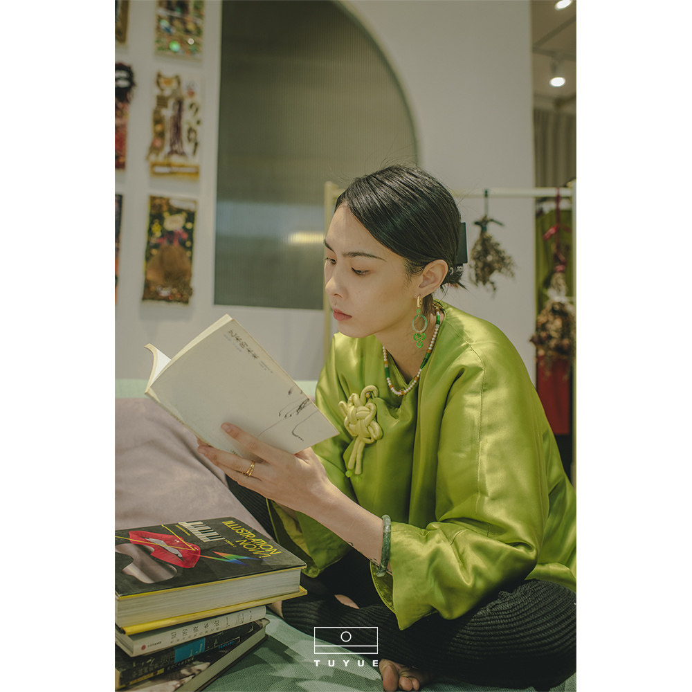 TUYUE涂月 原创设计 新中式 醋酸缎面 斜襟倒大袖夹棉棉服,女装/女士精品,棉衣/棉服,淘宝优惠券,粉丝福利购,淘宝优惠卷