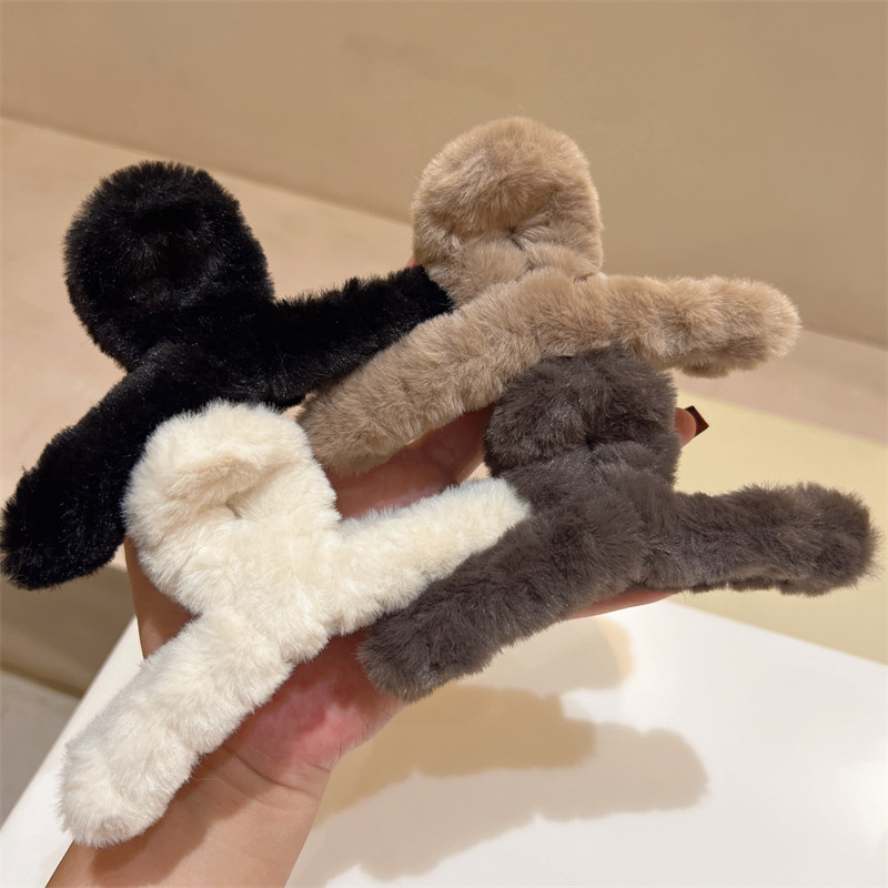 春夏经典款毛绒大号抓夹咖色黑色温柔米白色简约百搭盘发夹鲨鱼夹,饰品/流行首饰/时尚饰品新,发饰,淘宝优惠券,粉丝福利购,淘宝优惠卷