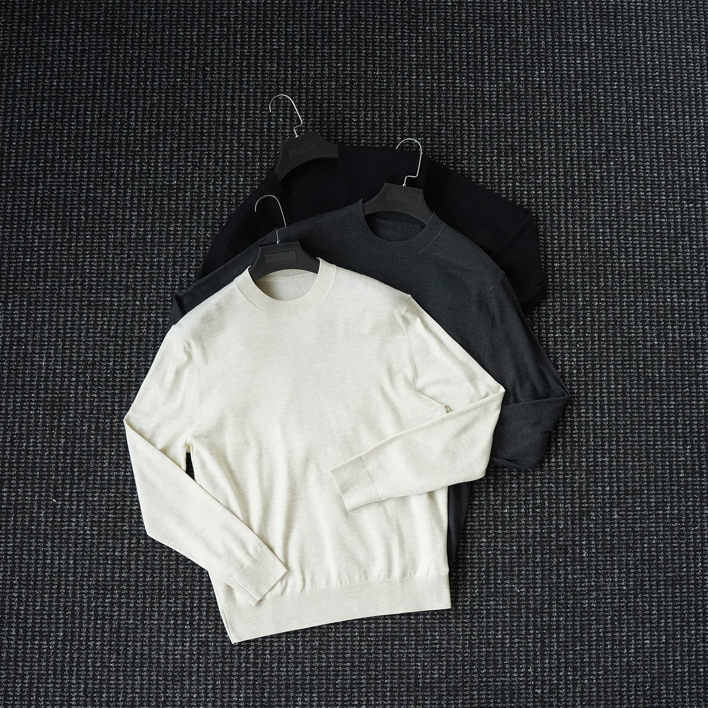 超细丝光羊毛针织衫男