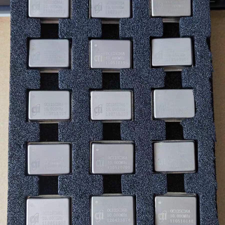 CTI  OC12SC36A 10Mhz OCXO SC切高稳恒温晶振 12V 全新原装正品