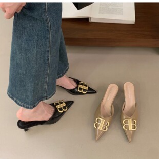 2026春季新款拖鞋中跟气质欧美风金属扣尖头高跟包头半拖鞋女细跟