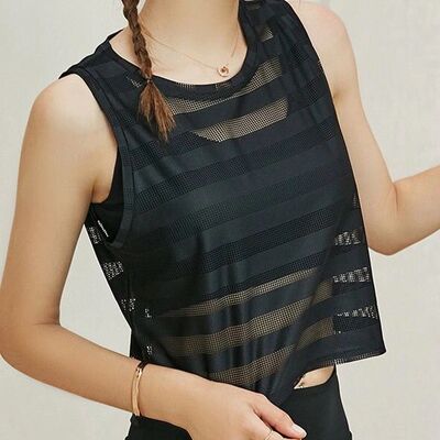 运动背心女外穿速干健身罩衫宽松撸铁跑步瑜伽上衣短款无袖网纱潮
