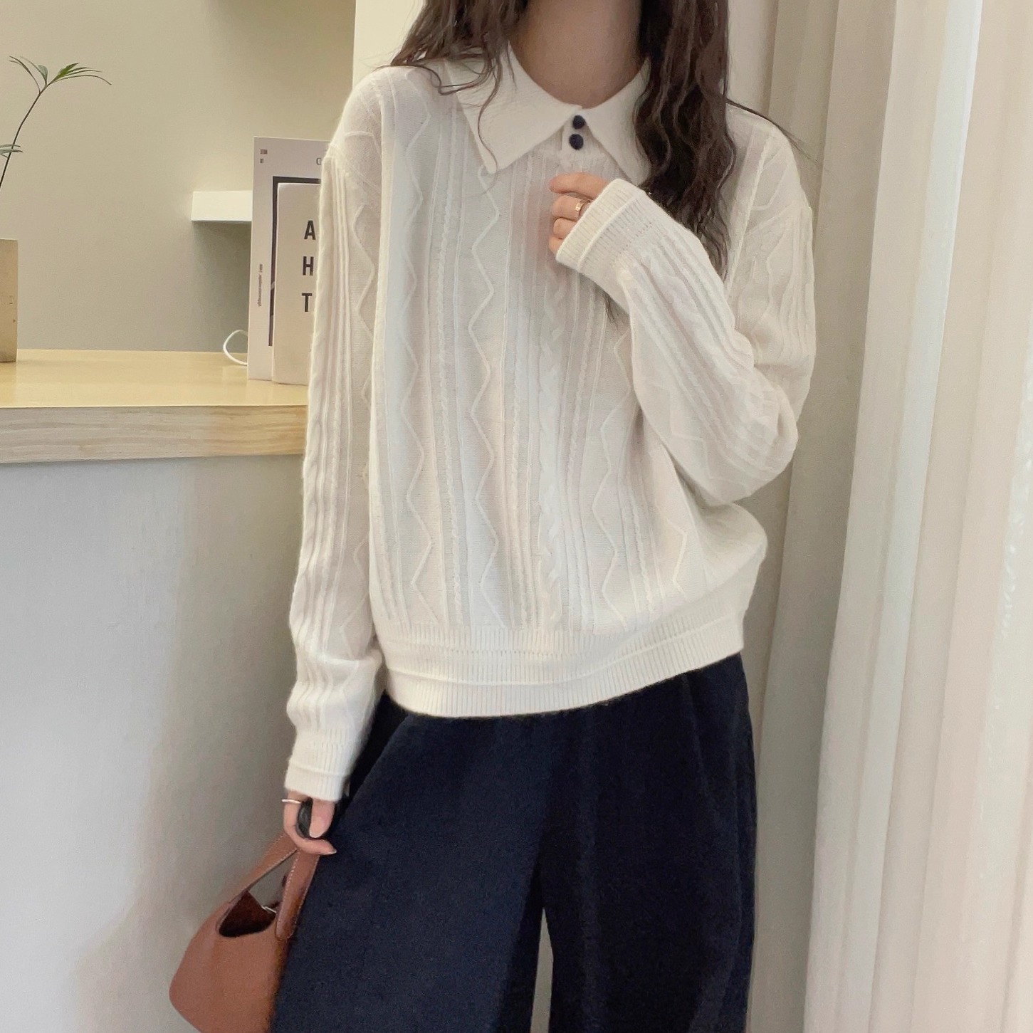 欧洲站2025冬季韩版气质小翻领纽扣设计波浪麻花净版山羊绒毛衣女