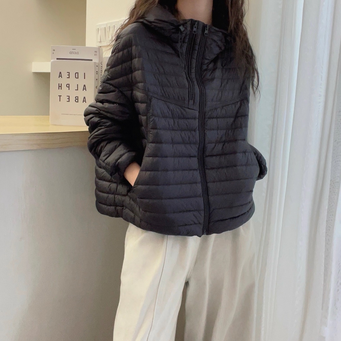 欧洲站2025冬季新款连帽长短拉链设计横条排骨轻薄羽绒服外套 潮