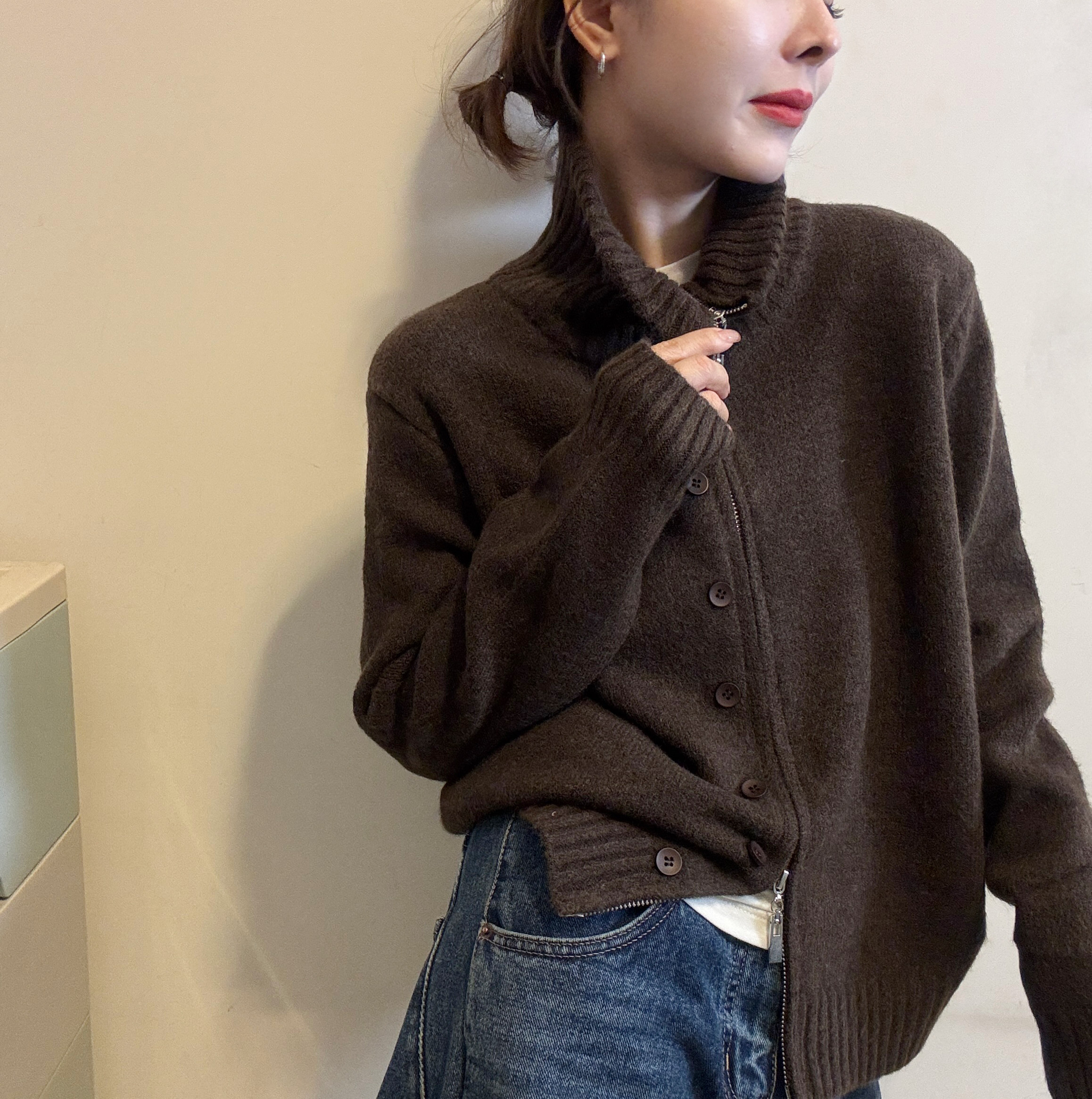 欧洲站2025秋冬新款立领拉链排扣设计净版纯色羊毛针织衫开衫上衣