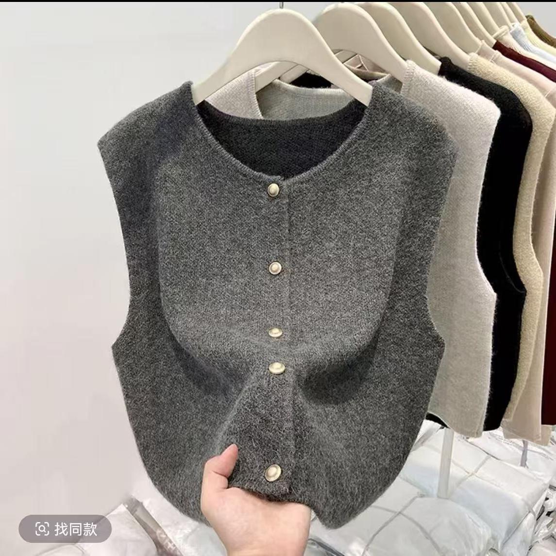 特大码2-300斤欧货时髦女春季胖mm针织马甲背心叠穿外搭坎肩开衫