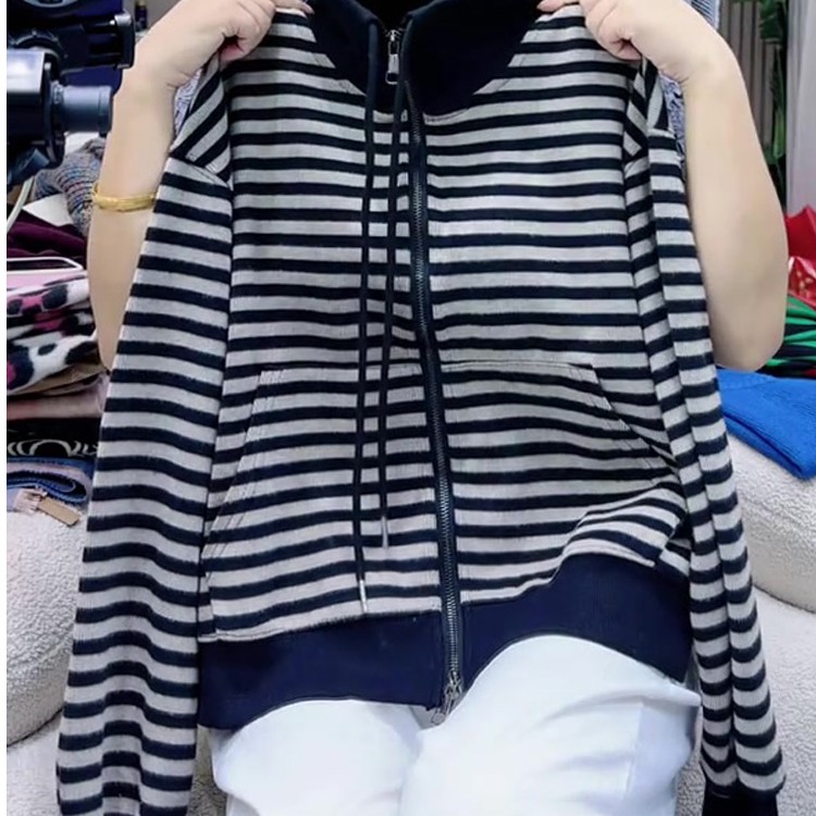 胖mm特大码300斤条纹针织开衫女秋季宽松显瘦毛衣外套潮时尚