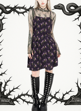原的D1sturb1a暗黑系哥特亚文化复古碎花吊带连衣裙女巫紫色短裙