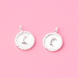 小众设计浮雕月亮素银圆牌项链 925纯银弯月锁骨链吊坠银饰配件