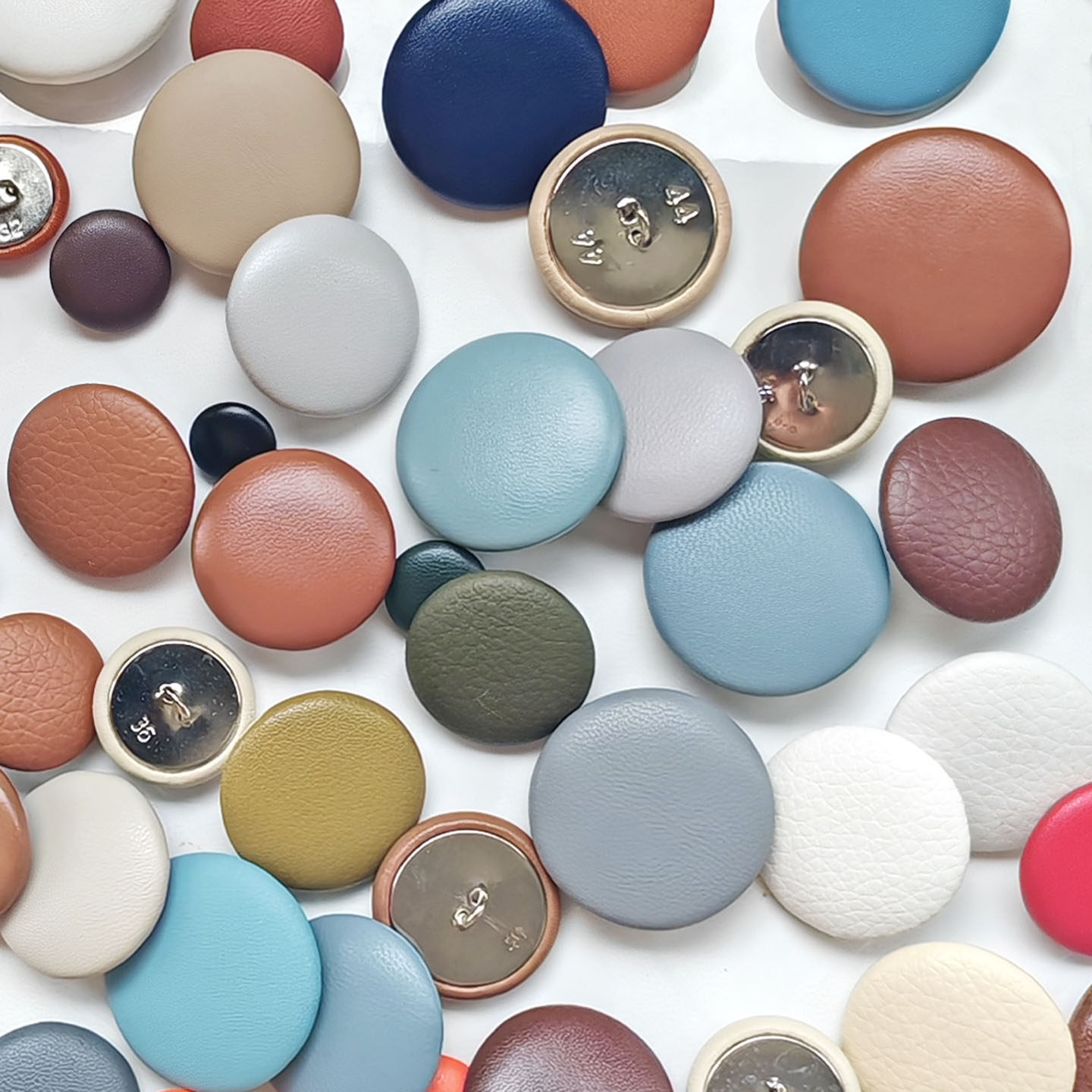 硬装扣床头软包沙发米色皮扣包扣