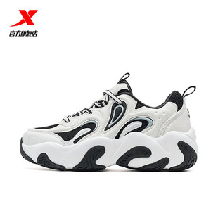 特步休闲鞋女鞋2026春季新款厚底增高轻便舒适老爹鞋975318320008