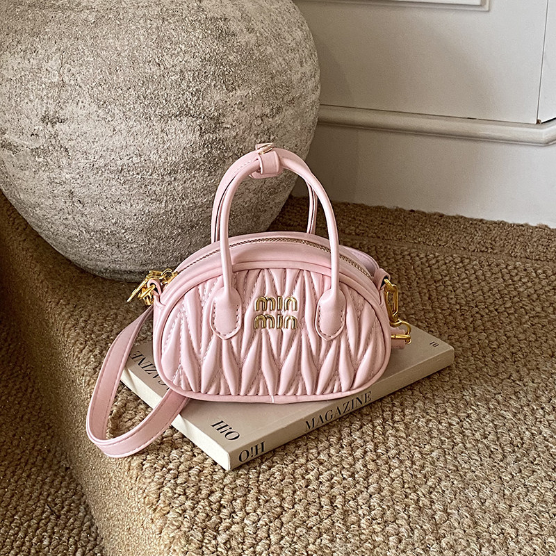 褶皱保龄球女孩包包迷你韩版字母潮流时尚亲子链条斜挎宝宝零钱包,玩具/童车/益智/积木/模型,斜挎包/拎包/腰包,淘宝优惠券,粉丝福利购,淘宝优惠卷