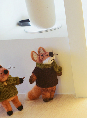 尼泊尔手工羊毛毡挂件小众车挂狐狸卡通挂饰包包吊坠钥匙扣挂件