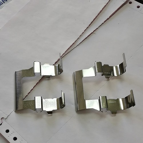 适用猎豹黑金刚 速跑 v31刹车片卡子 卡片