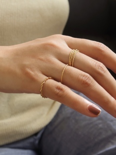 9钛钢镀18K金高保色极细素圈叠戴戒指 麻花扭结不易褪色指环女