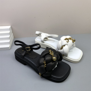 断码特价清仓羊皮平底凉鞋女夏季链条装饰露趾休闲舒适百搭沙滩鞋