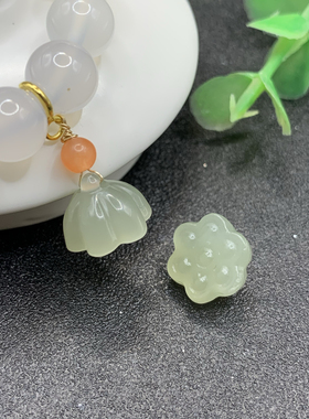 天然和田玉莲蓬小吊坠s925银玉莲蓬小提溜晴水色莲蓬扣diy