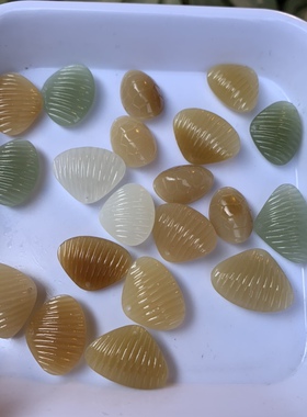 和田玉贝壳吊坠糖玉白玉河蚌玉坠通孔龟壳龟甲富甲天下diy配件